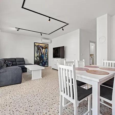 Charming Emilija Apartamento *